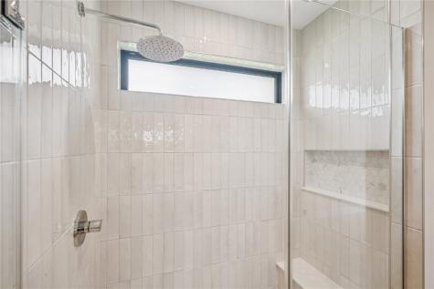 3659 Mclain Way Hiawatha IA 52233
