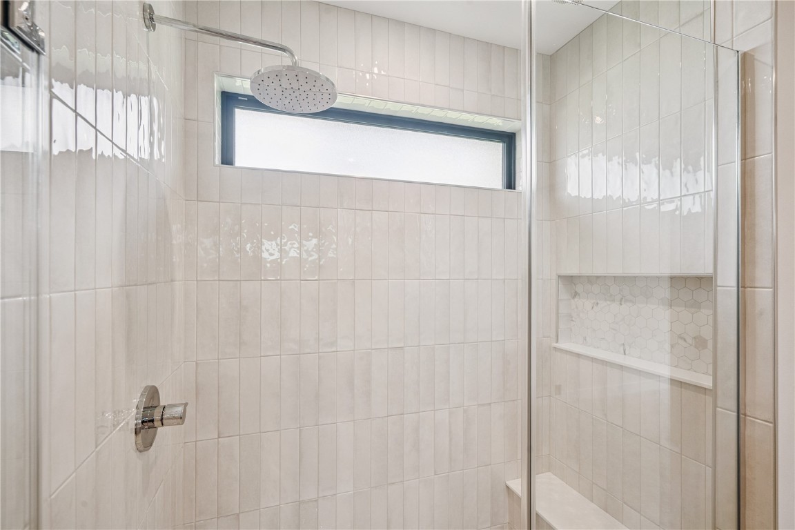 3659 Mclain Way Hiawatha IA 52233