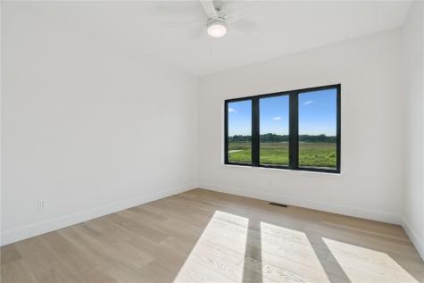3659 Mclain Way Hiawatha IA 52233