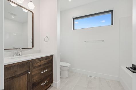 3659 Mclain Way Hiawatha IA 52233