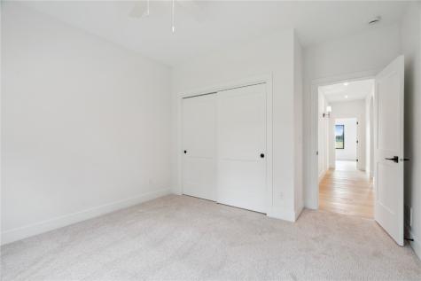3659 Mclain Way Hiawatha IA 52233