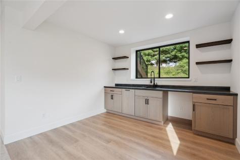 3659 Mclain Way Hiawatha IA 52233