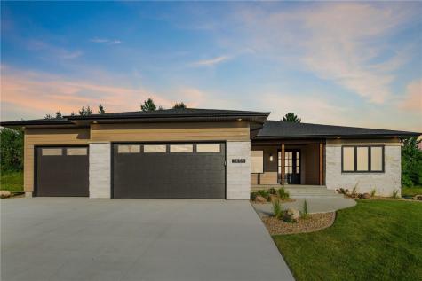 3659 Mclain Way Hiawatha IA 52233