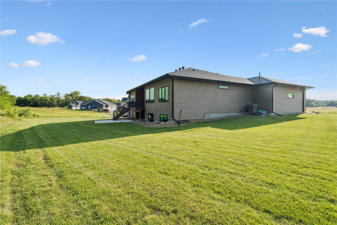 3659 Mclain Way Hiawatha IA 52233