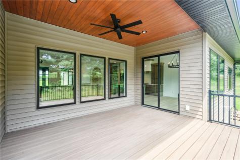 3659 Mclain Way Hiawatha IA 52233