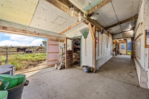 1921 210 Street Manchester IA 52057