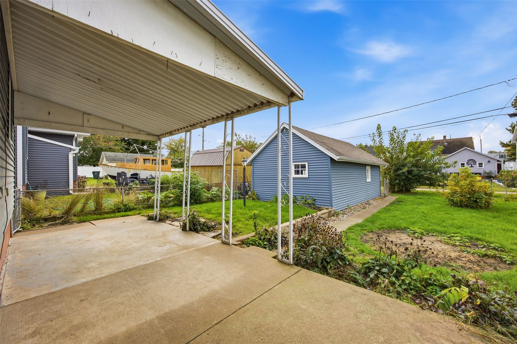1727 Maple Drive NW Cedar Rapids IA 52405