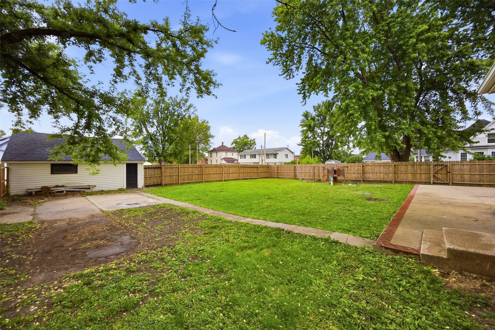 304 E Main Street Marengo IA 52301