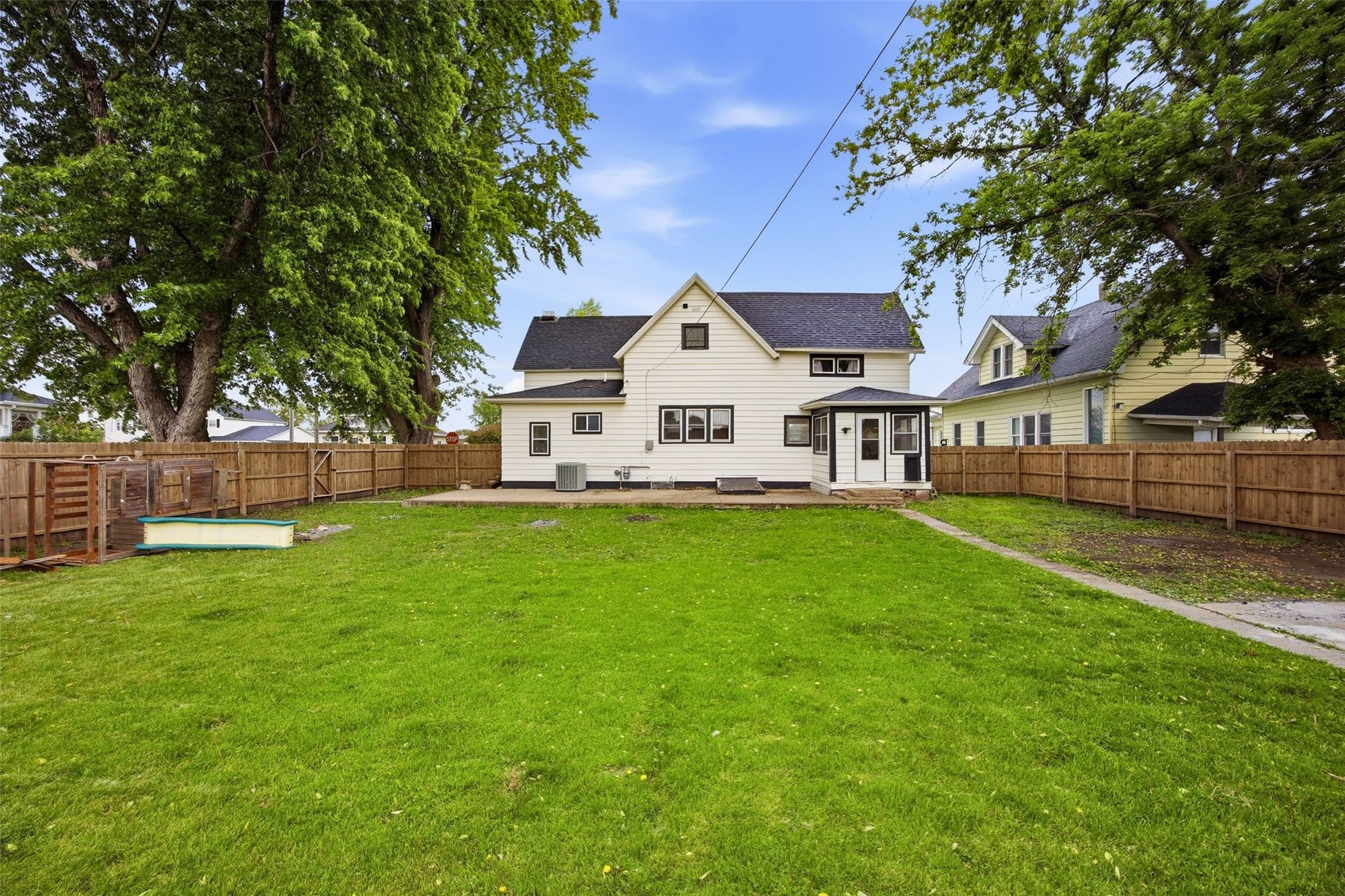 304 E Main Street Marengo IA 52301
