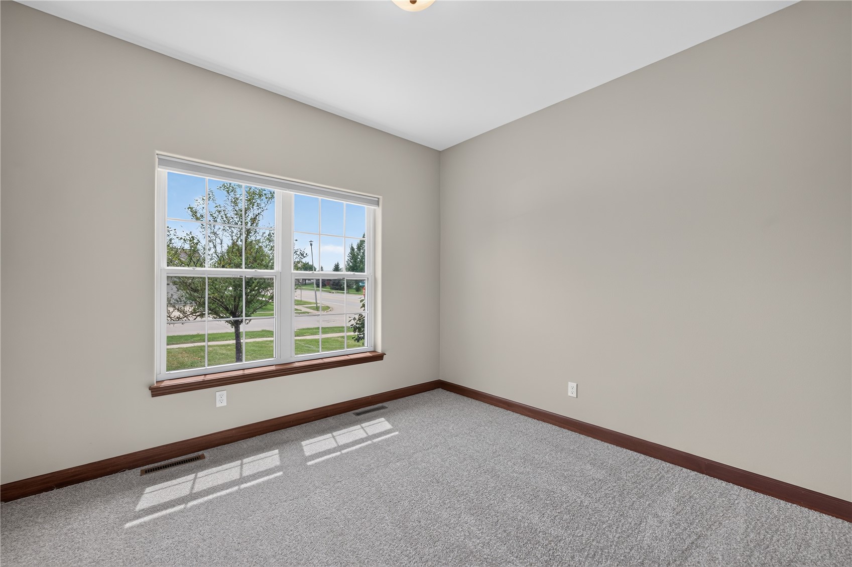 3502 Whitman Avenue Marion IA 52302