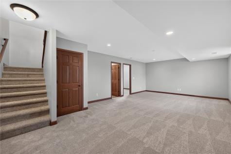 3502 Whitman Avenue Marion IA 52302