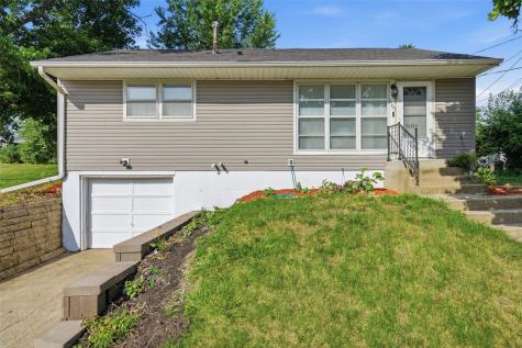 1101 38th Street SE Cedar Rapids IA 52403
