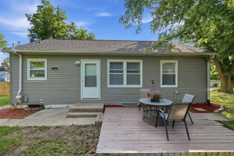 1101 38th Street SE Cedar Rapids IA 52403