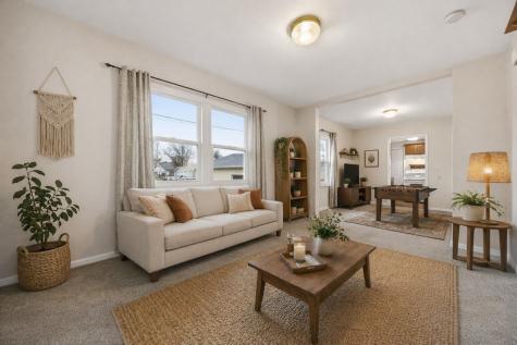 1204 8th Street NW Cedar Rapids IA 52405