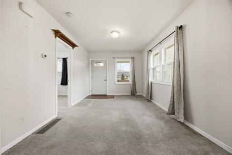 1204 8th Street NW Cedar Rapids IA 52405