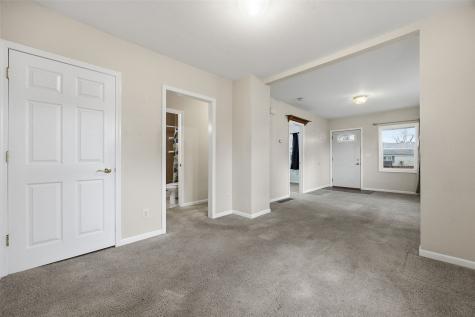 1204 8th Street NW Cedar Rapids IA 52405