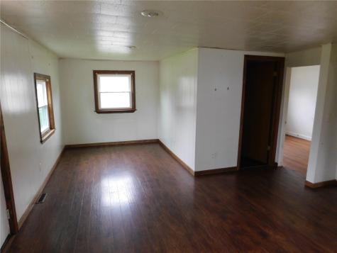 58 Walnut Street Tipton IA 52772