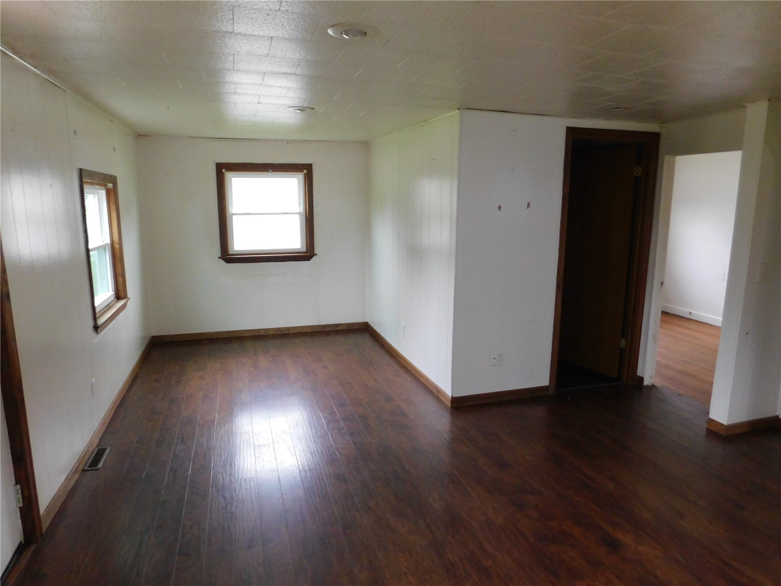 58 Walnut Street Tipton IA 52772