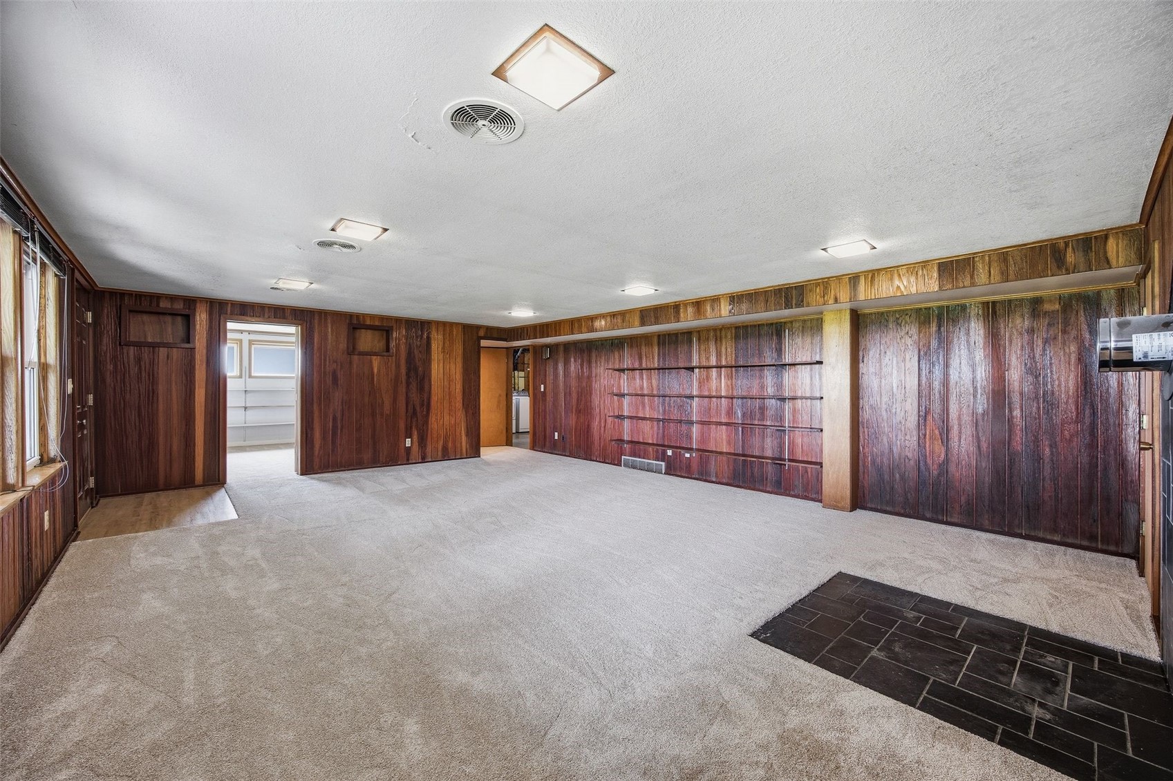 4410 I Street Amana IA 52203