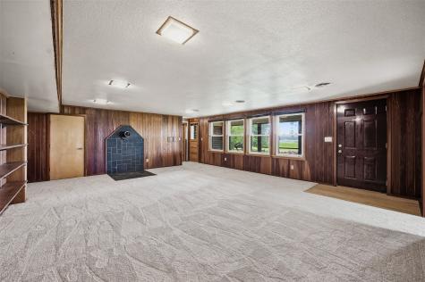 4410 I Street Amana IA 52203