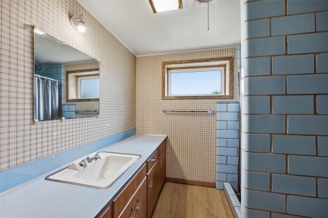 4410 I Street Amana IA 52203