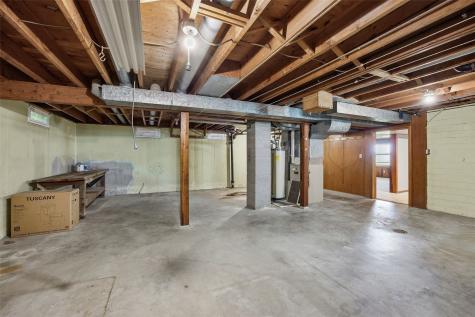 4410 I Street Amana IA 52203