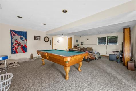 108 Richland Urbana IA 52345