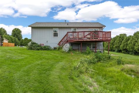 108 Richland Urbana IA 52345