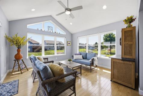 2113 Radcliffe Drive SW Cedar Rapids IA 52404