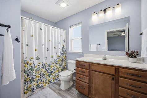 2113 Radcliffe Drive SW Cedar Rapids IA 52404