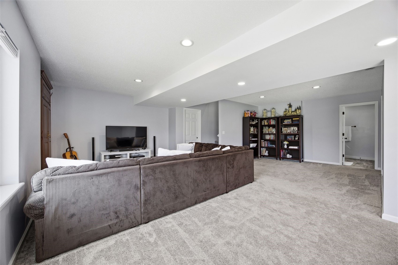 2113 Radcliffe Drive SW Cedar Rapids IA 52404