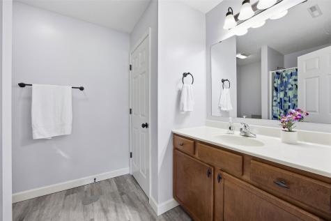 2113 Radcliffe Drive SW Cedar Rapids IA 52404