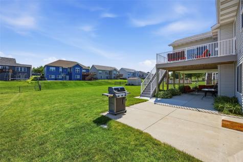 2113 Radcliffe Drive SW Cedar Rapids IA 52404
