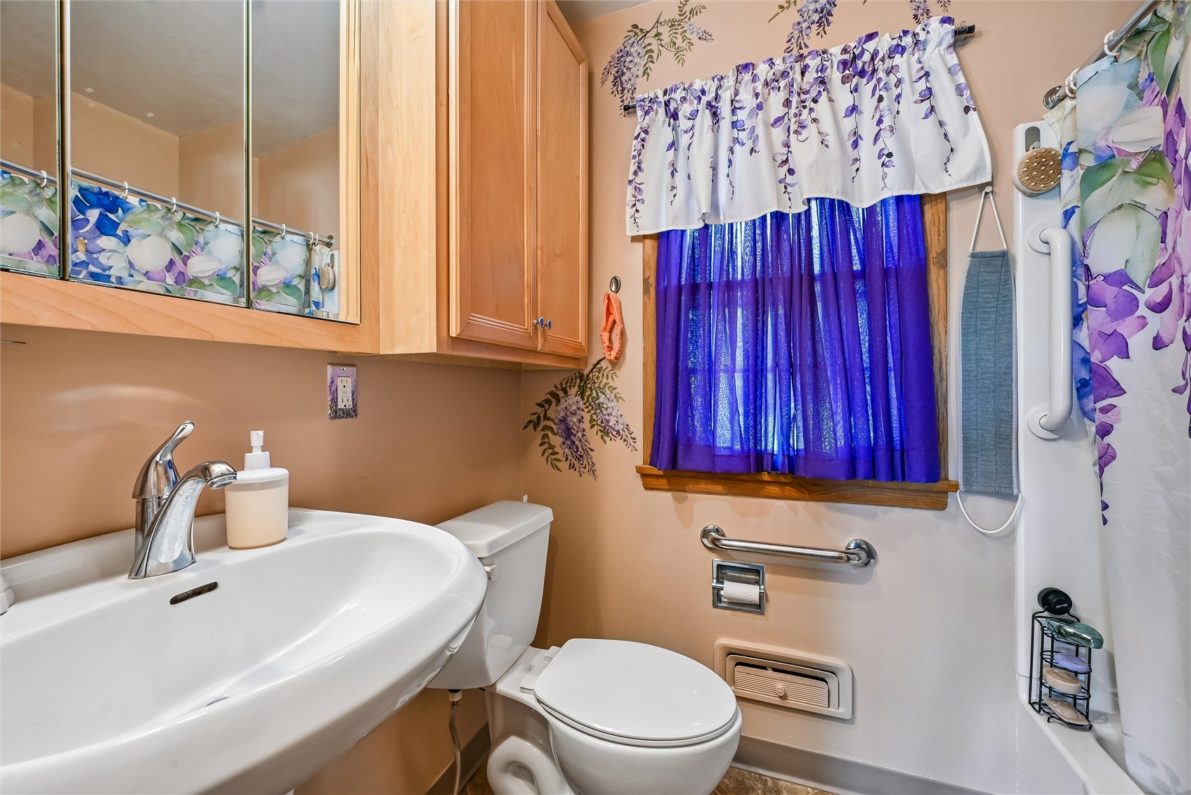 1131 29th Street NE Cedar Rapids IA 52402