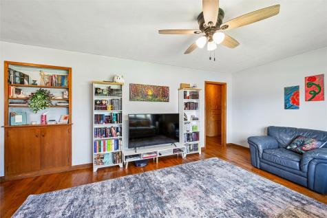 1131 29th Street NE Cedar Rapids IA 52402