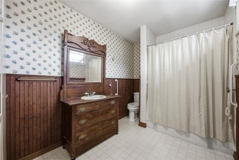 545 Knollwood Drive SE Cedar Rapids IA 52403