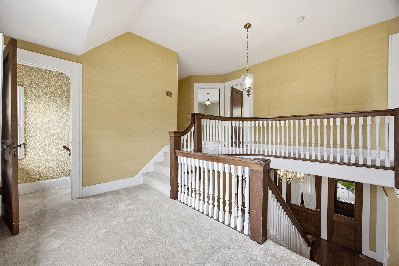 545 Knollwood Drive SE Cedar Rapids IA 52403