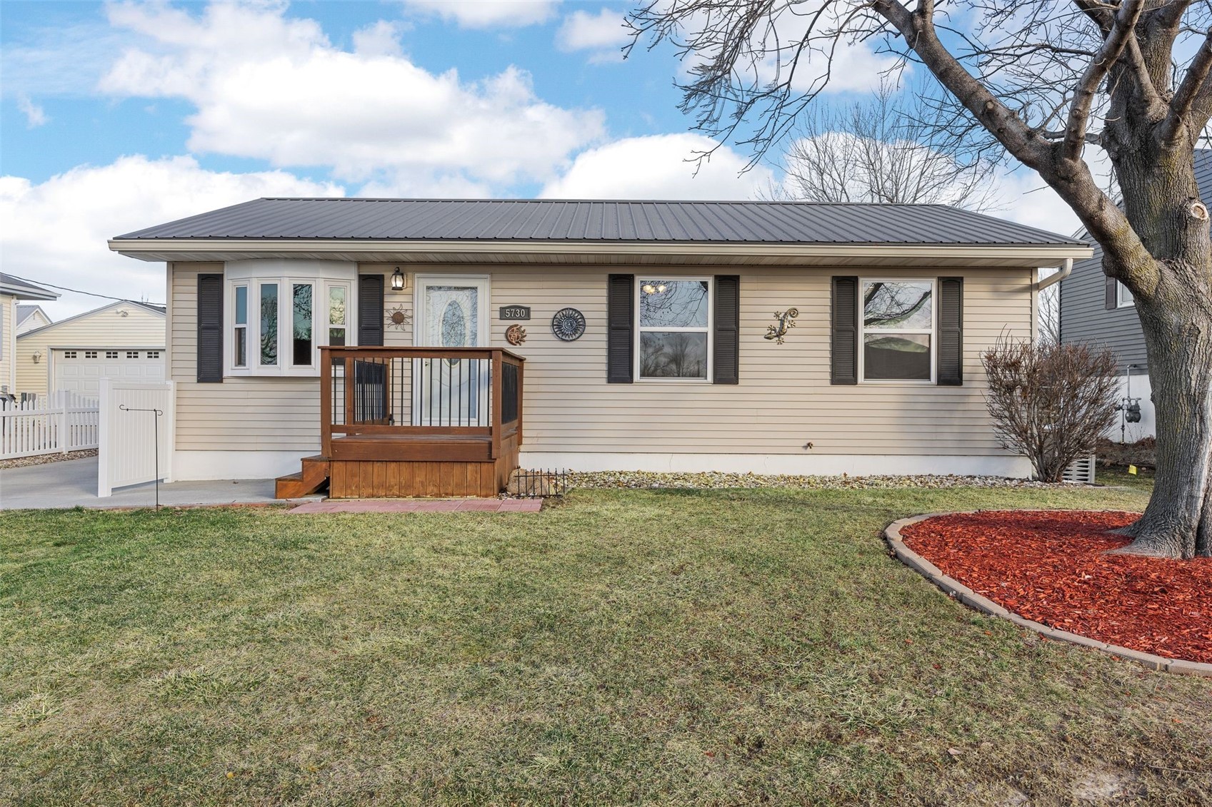 5730 D Avenue NW Cedar Rapids IA 52405