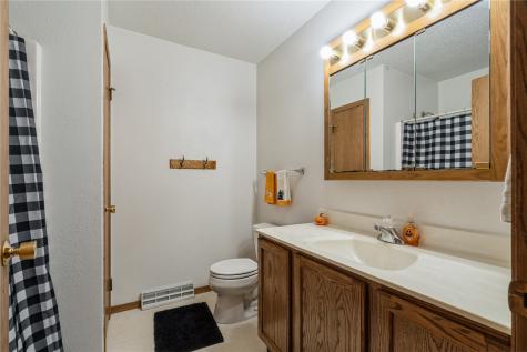 504 Prairie Hills Drive Central City IA 52214