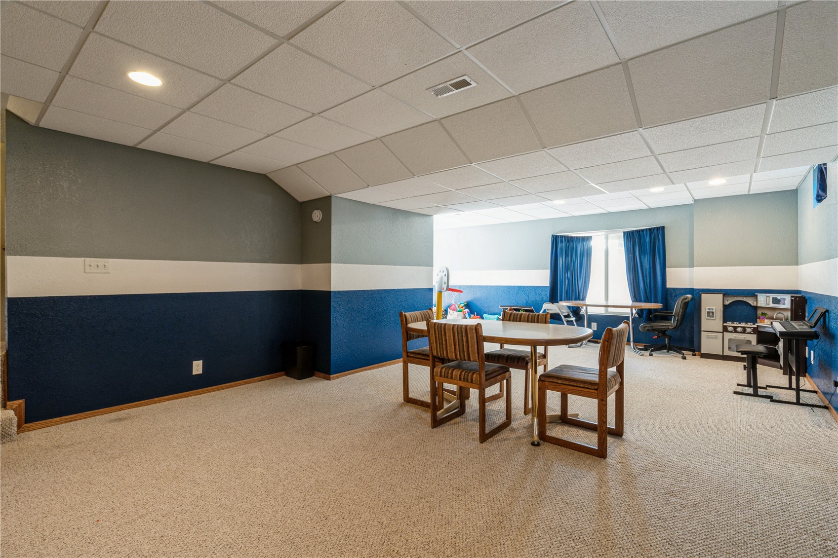 504 Prairie Hills Drive Central City IA 52214