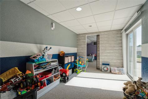 504 Prairie Hills Drive Central City IA 52214