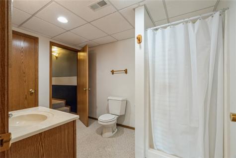504 Prairie Hills Drive Central City IA 52214