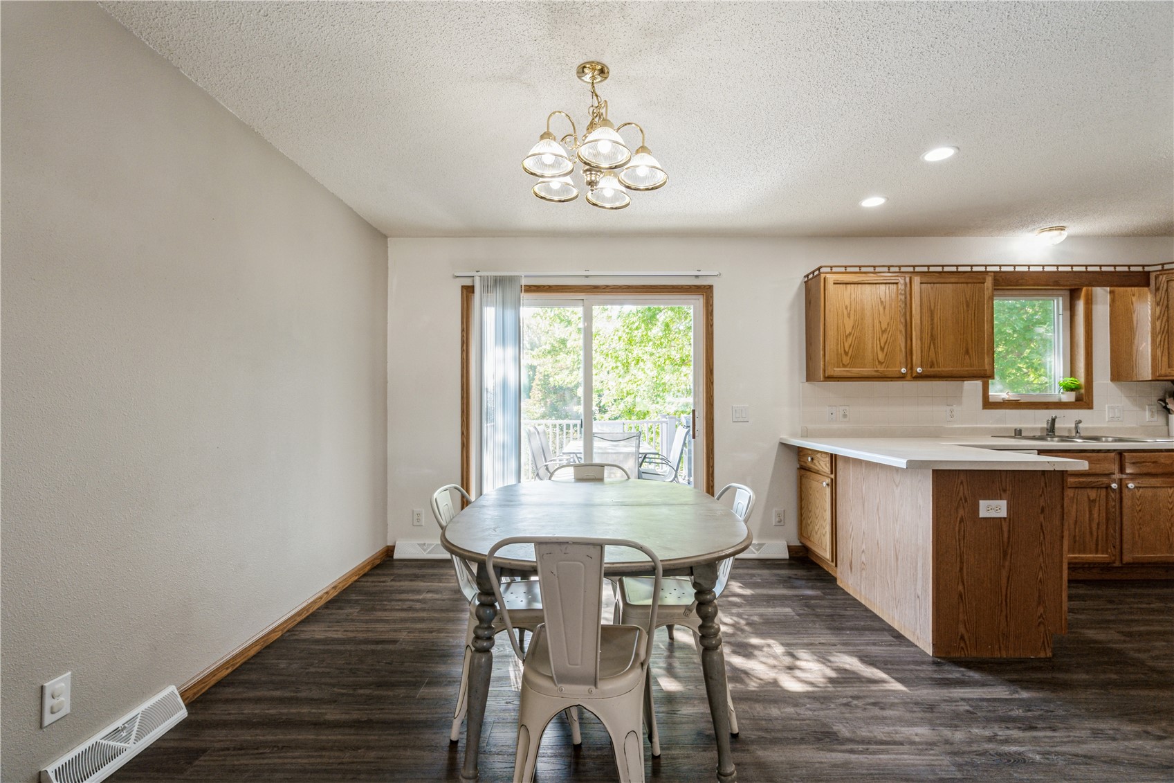 504 Prairie Hills Drive Central City IA 52214