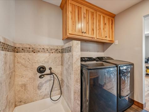 82 1st Street Court Atkins IA 52206
