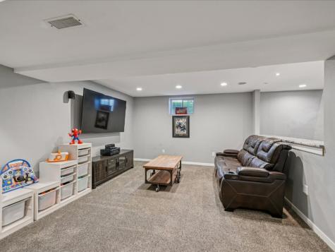 82 1st Street Court Atkins IA 52206