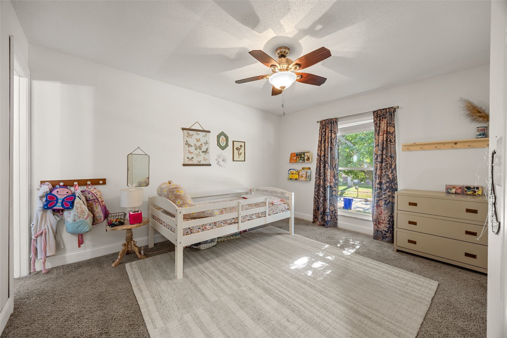 140 Carnaby Drive NE Cedar Rapids IA 52402