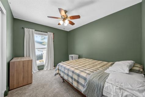 140 Carnaby Drive NE Cedar Rapids IA 52402