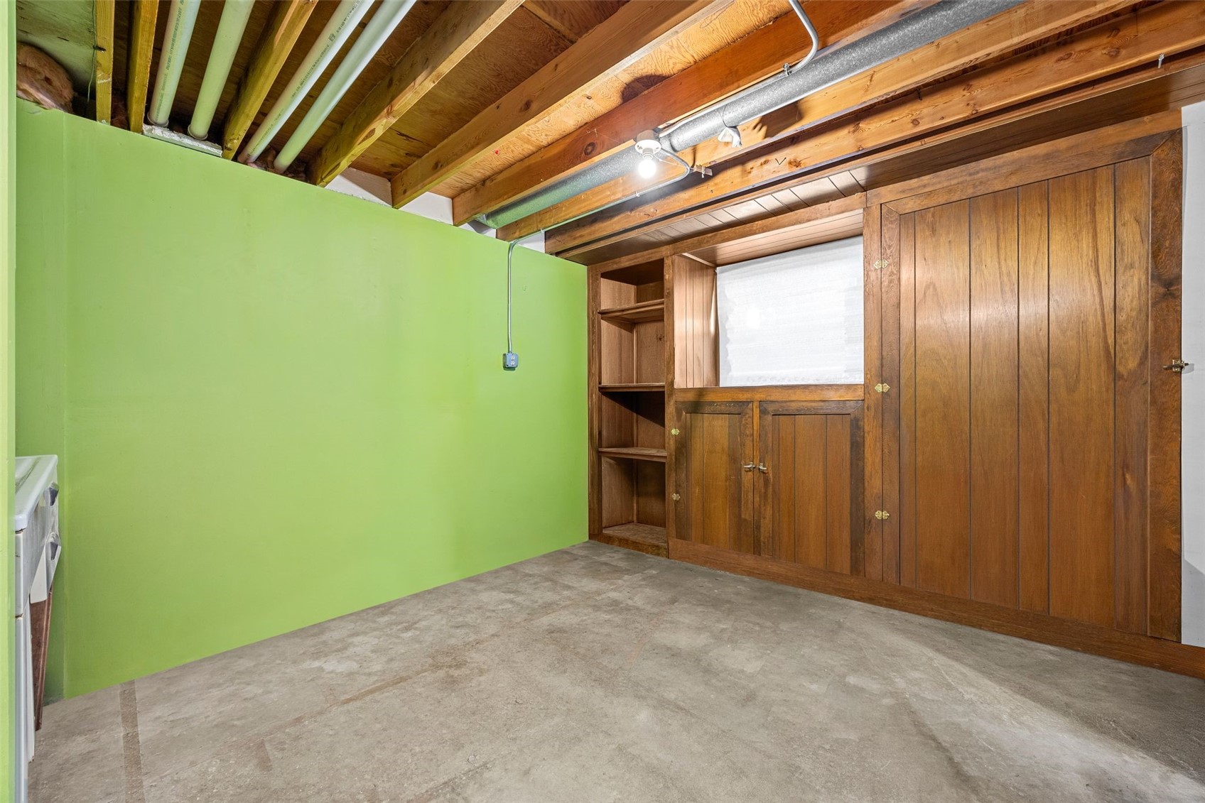 140 Carnaby Drive NE Cedar Rapids IA 52402