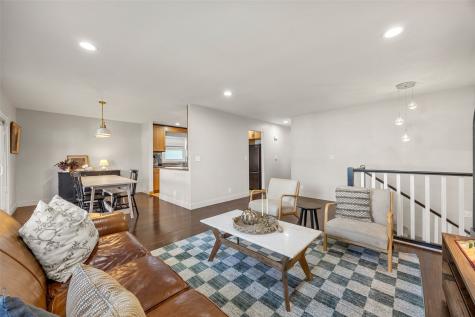 140 Carnaby Drive NE Cedar Rapids IA 52402