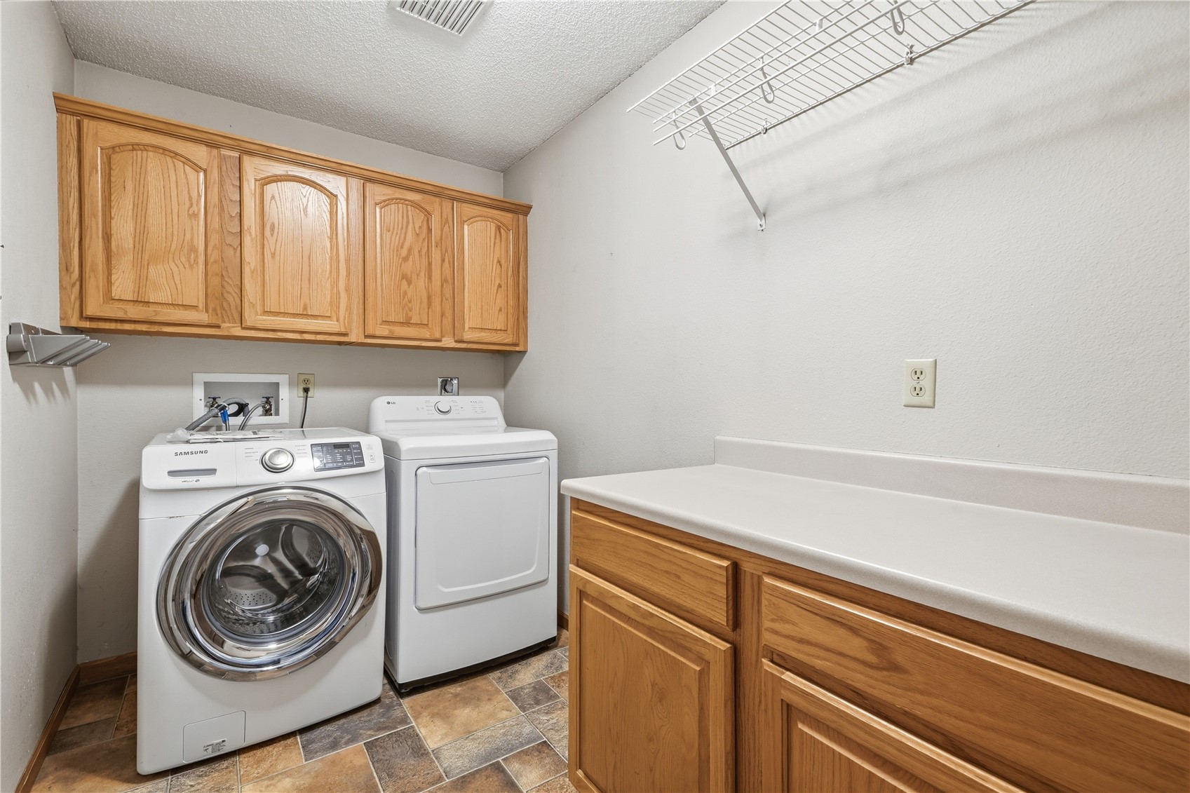 110 W 34th Avenue Marion IA 52302